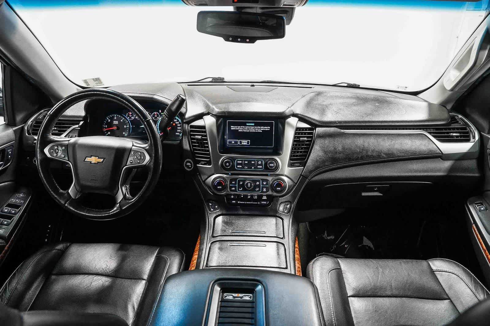 Thumbnail: 2018 Chevrolet Suburban - 12