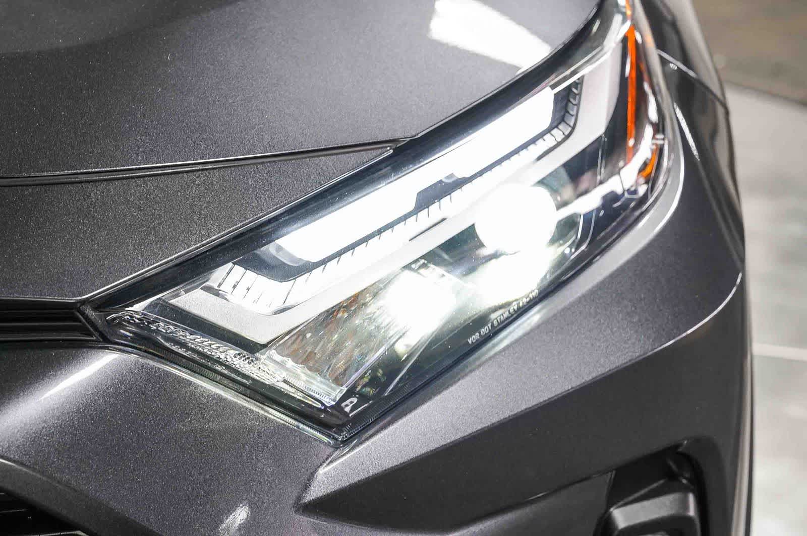 Thumbnail: 2025 Toyota RAV4 - 8