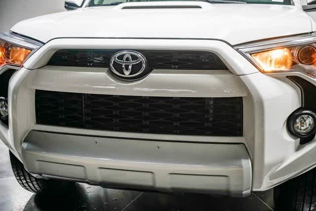 Thumbnail: 2019 Toyota 4Runner - 8