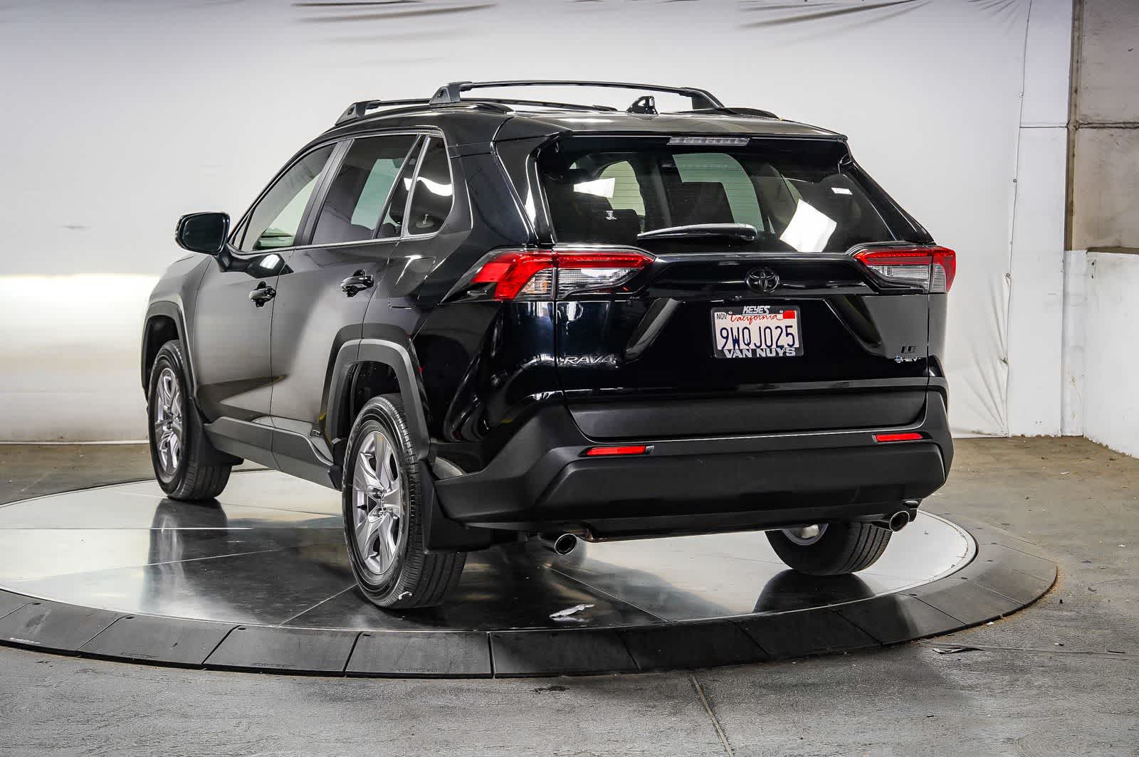 Thumbnail: 2025 Toyota RAV4 - 3
