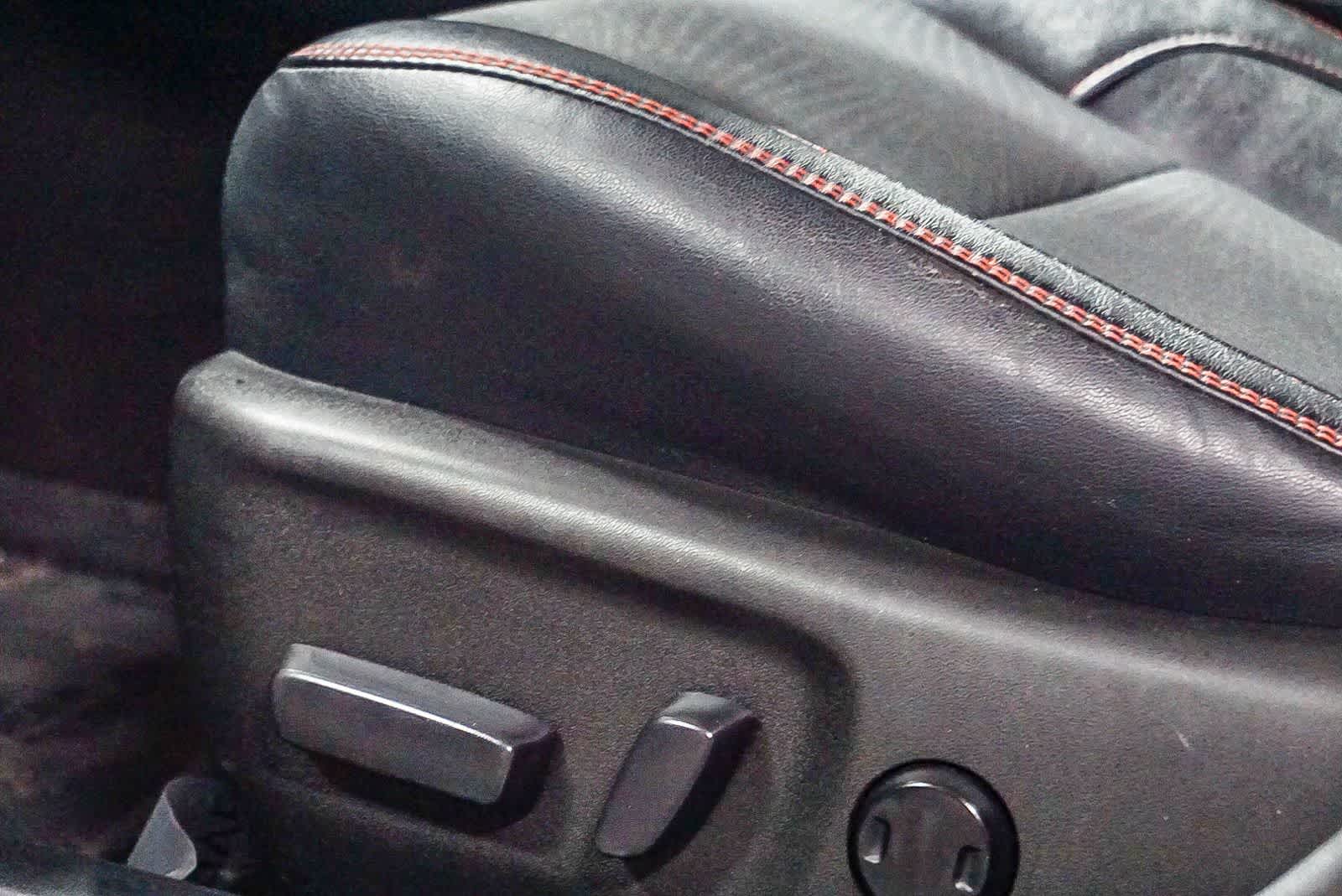 Thumbnail: 2016 Toyota Camry - 19