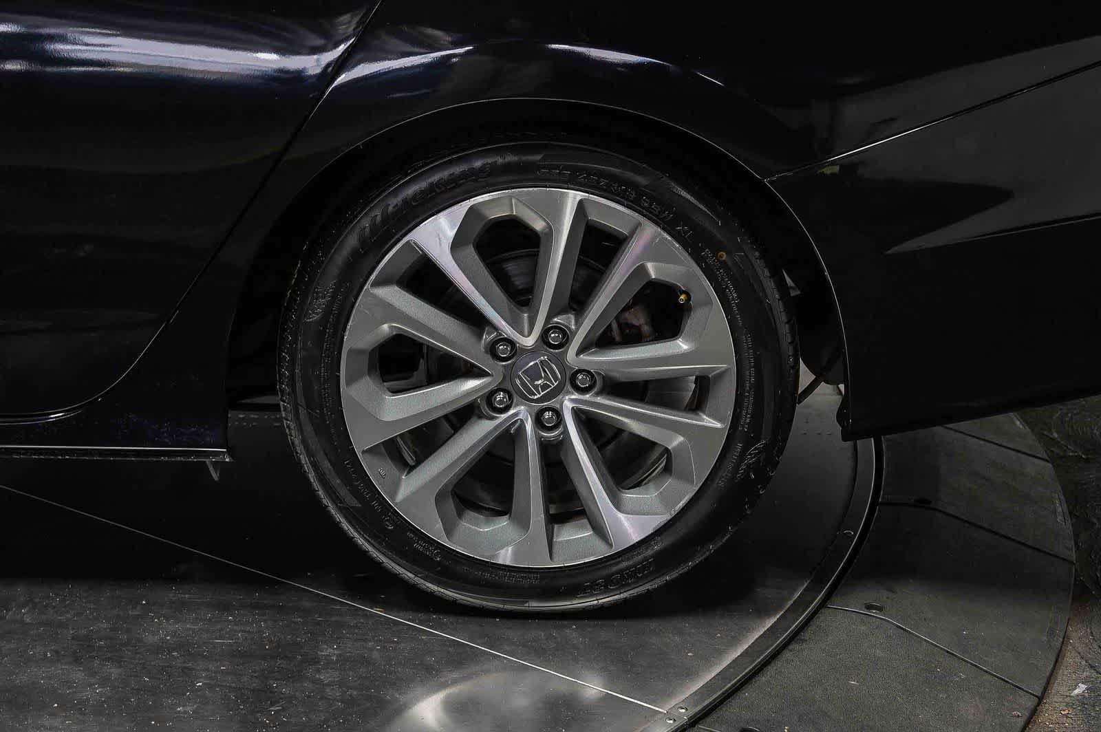 Thumbnail: 2013 Honda Accord - 10