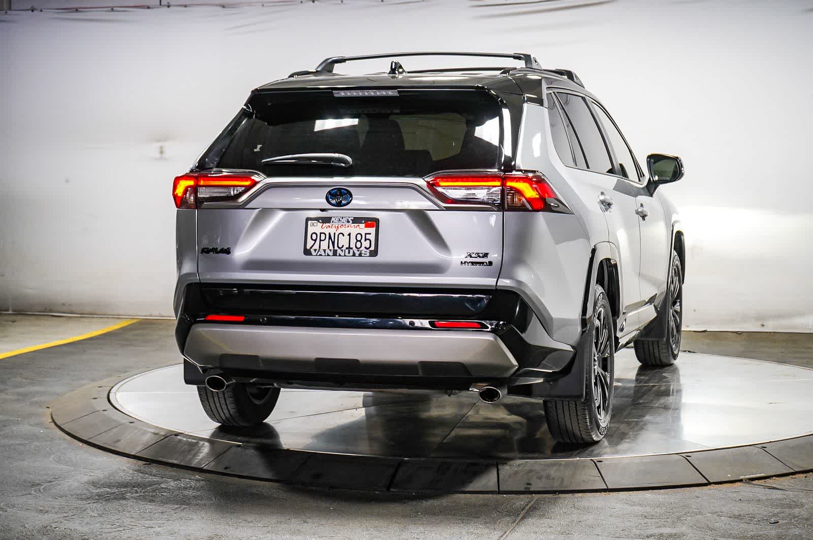 Thumbnail: 2024 Toyota RAV4 - 6