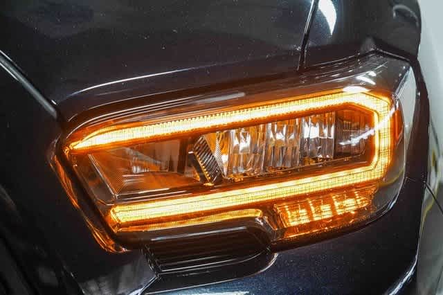 Thumbnail: 2019 Toyota Tacoma - 7