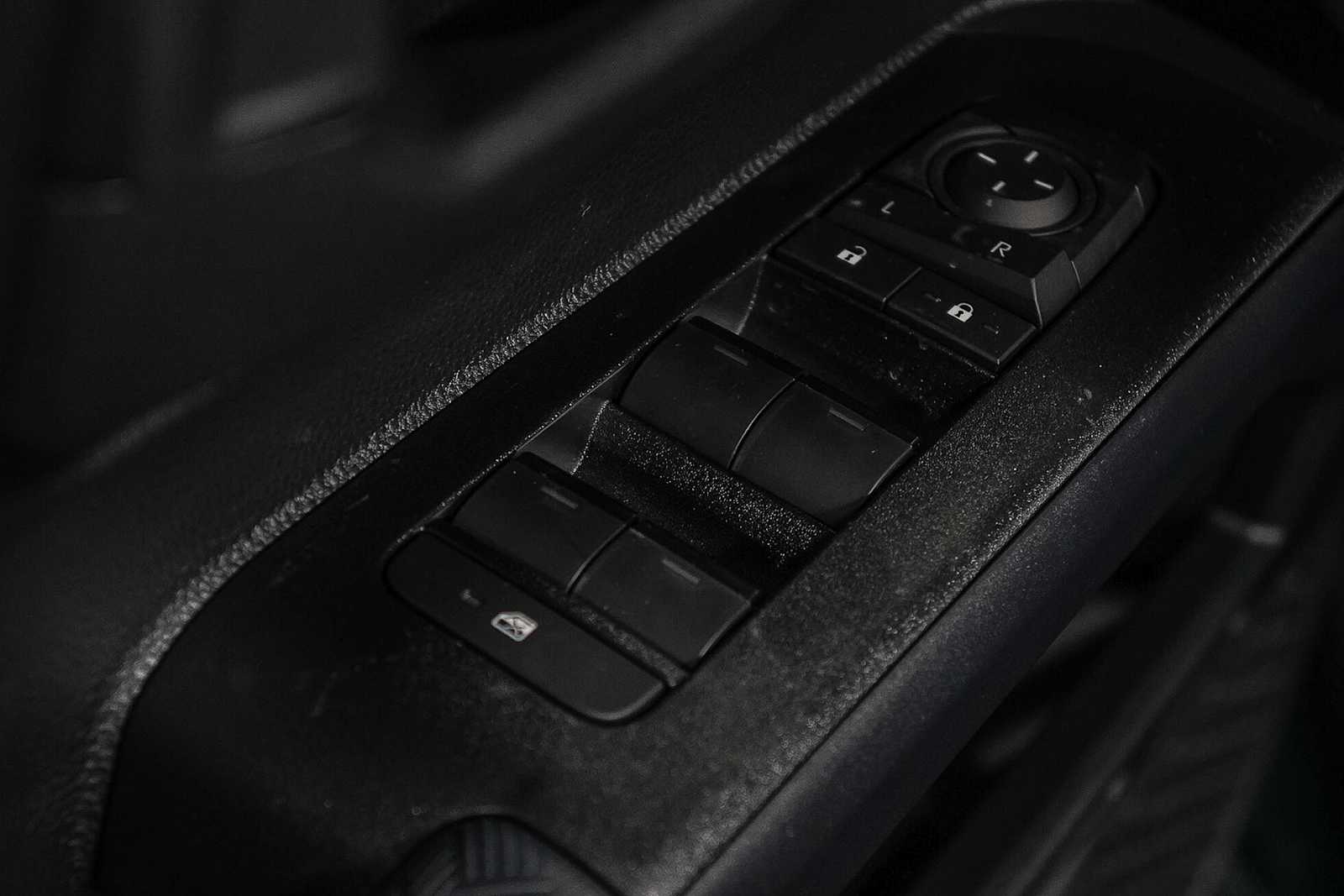 Thumbnail: 2025 Toyota 4Runner - 24