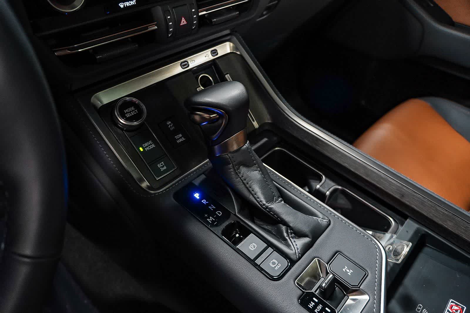 Thumbnail: 2025 Lexus GX - 22