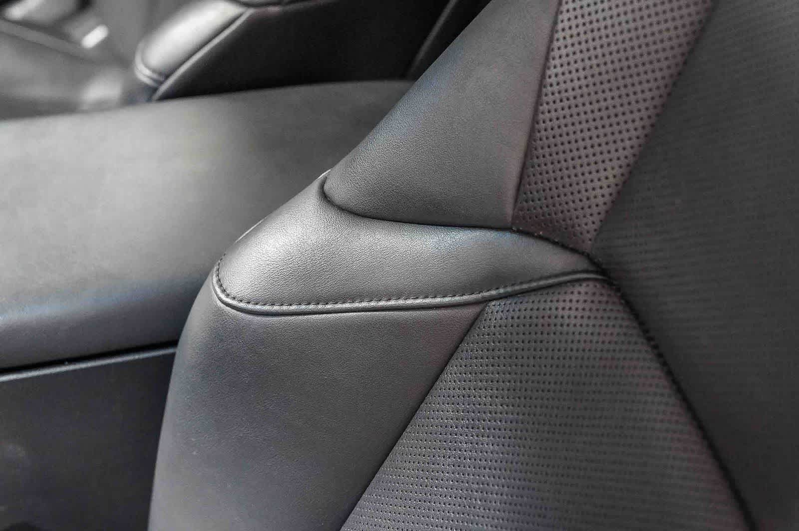 Thumbnail: 2019 Lexus ES - 20