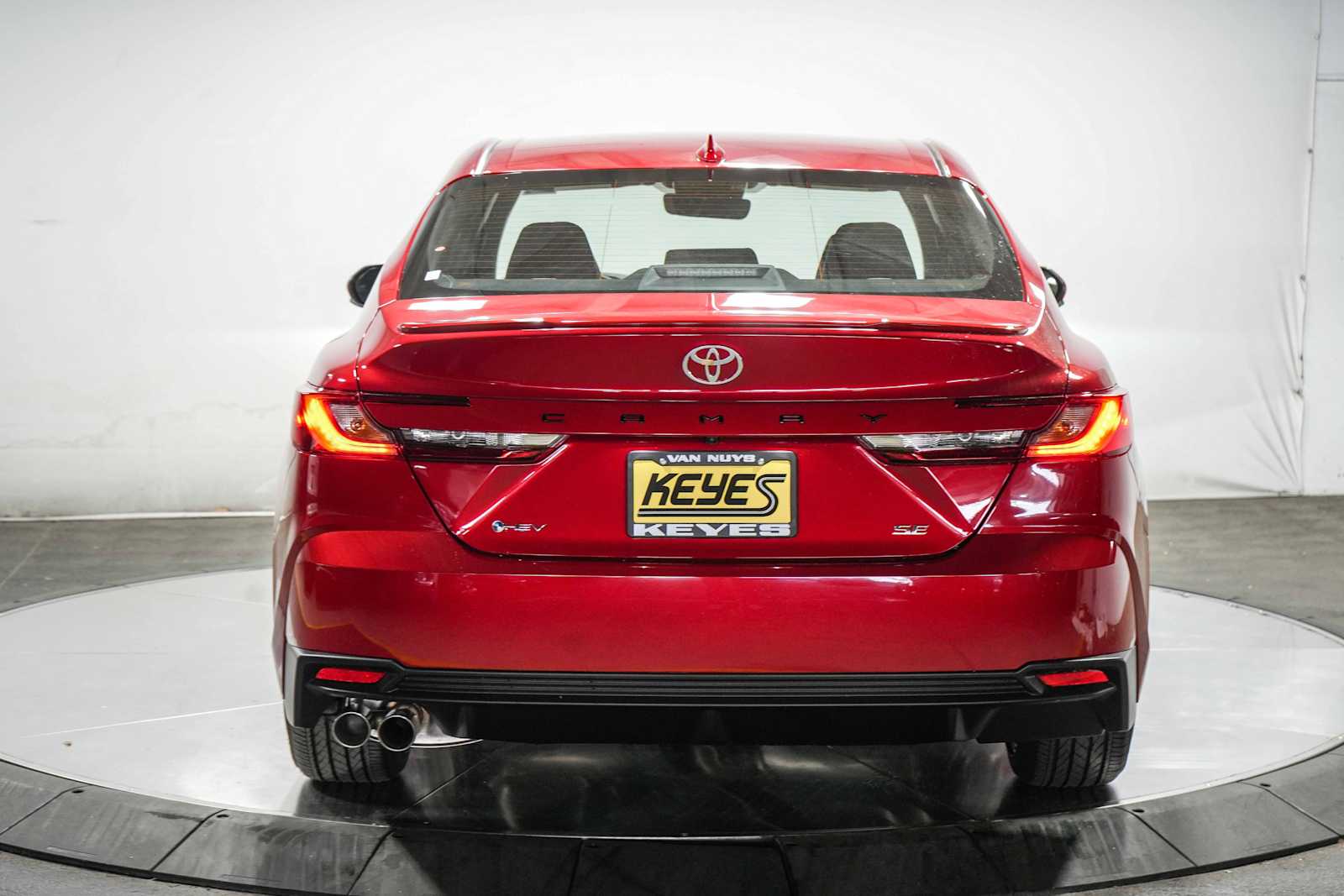 Thumbnail: 2025 Toyota Camry - 3