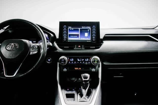 Thumbnail: 2022 Toyota RAV4 - 14
