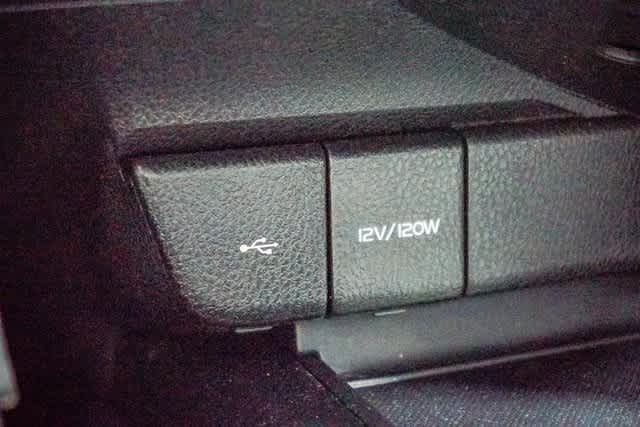 Thumbnail: 2020 Toyota Camry - 22