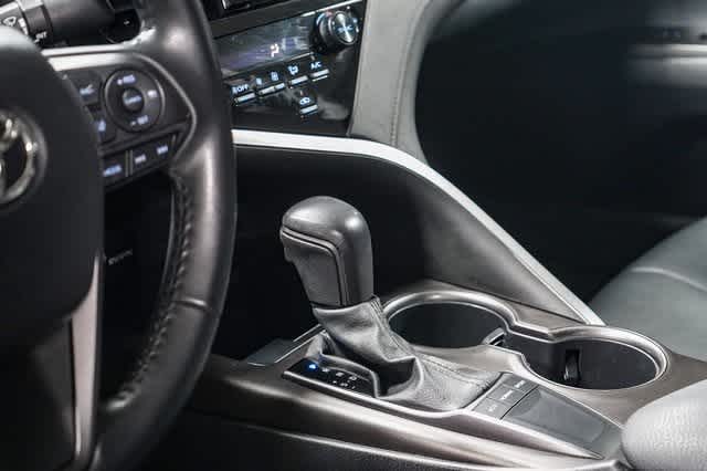 Thumbnail: 2022 Toyota Camry - 24