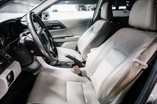 Thumbnail: 2015 Honda Accord - 17