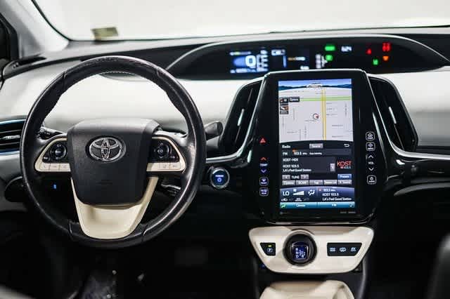 Thumbnail: 2017 Toyota Prius Prime - 11