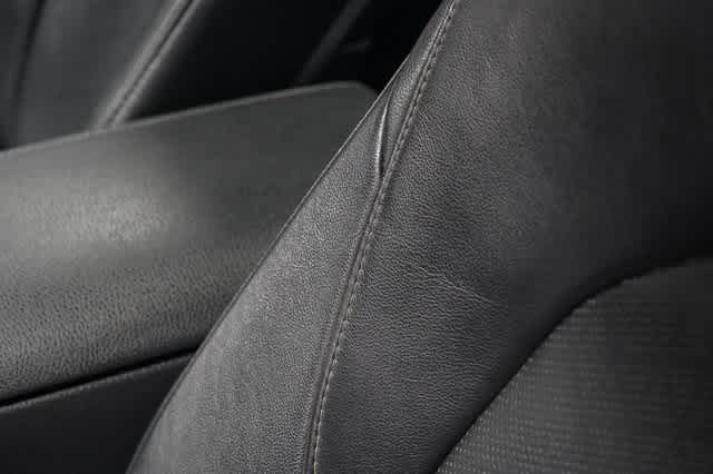 Thumbnail: 2019 Toyota Camry - 20