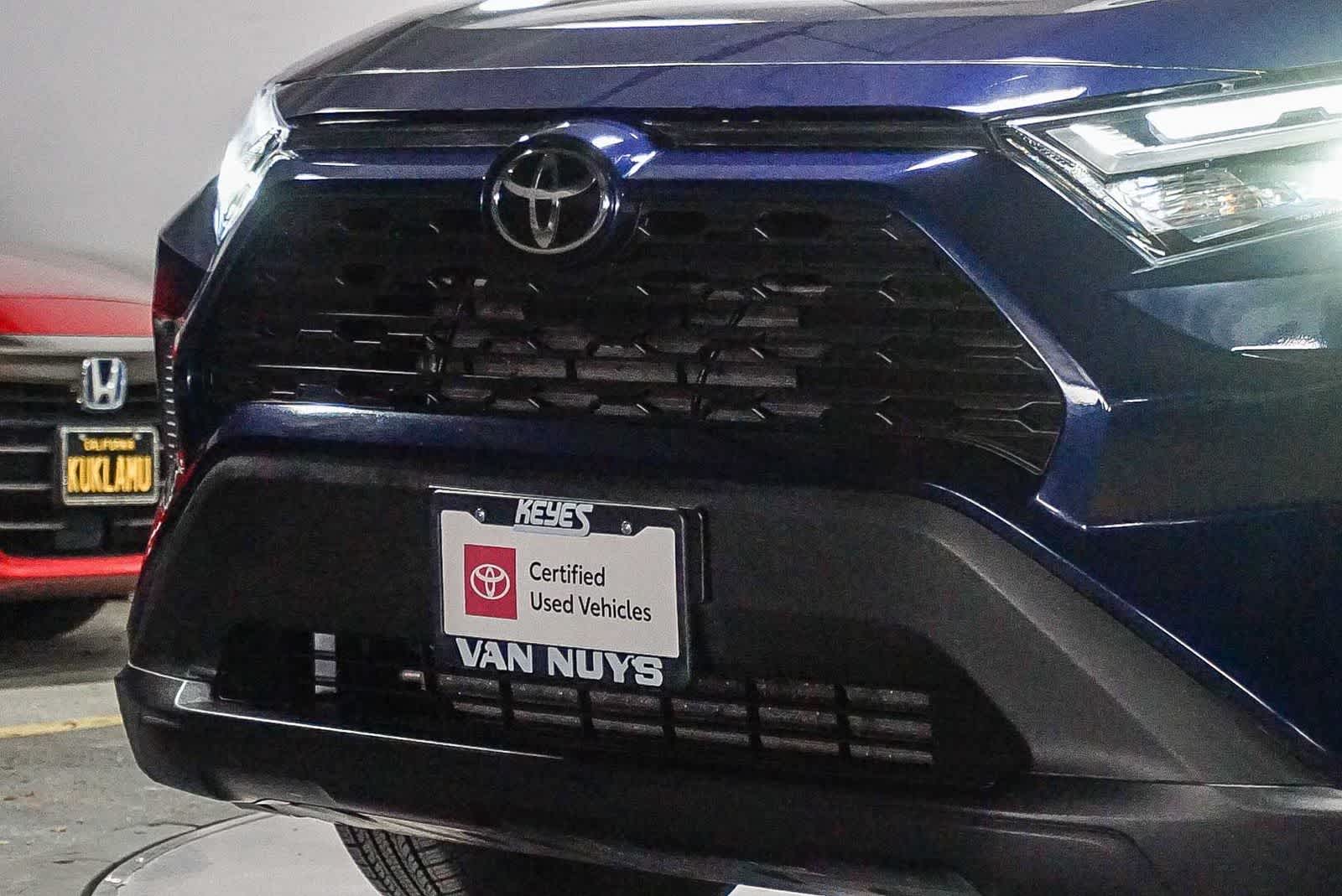 Thumbnail: 2024 Toyota RAV4 - 8
