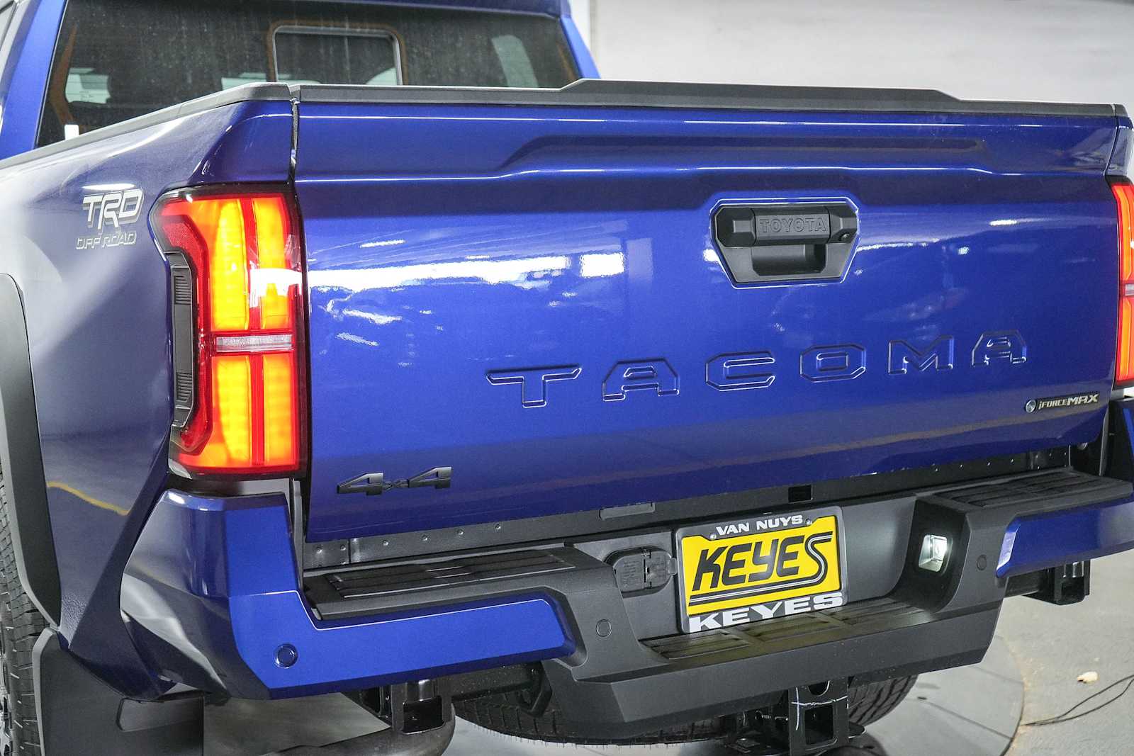 Thumbnail: 2025 Toyota Tacoma - 11