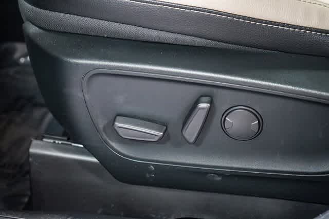 2022 Ford Escape SE Sport Hybrid 23