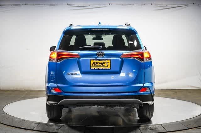 2017 Toyota RAV4 XLE 2