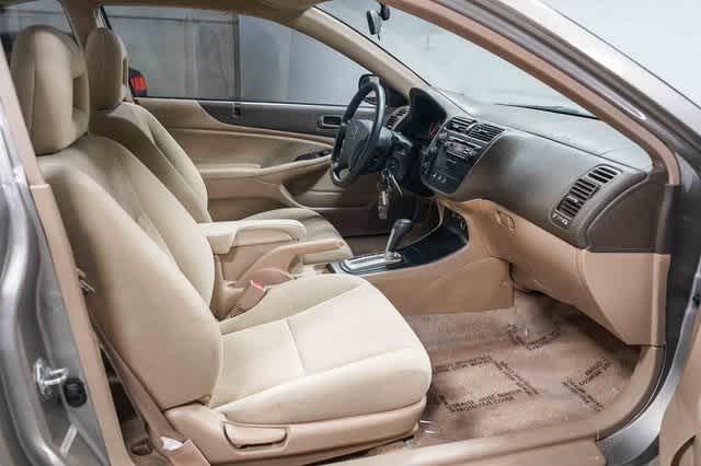 Thumbnail: 2004 Honda Civic - 16