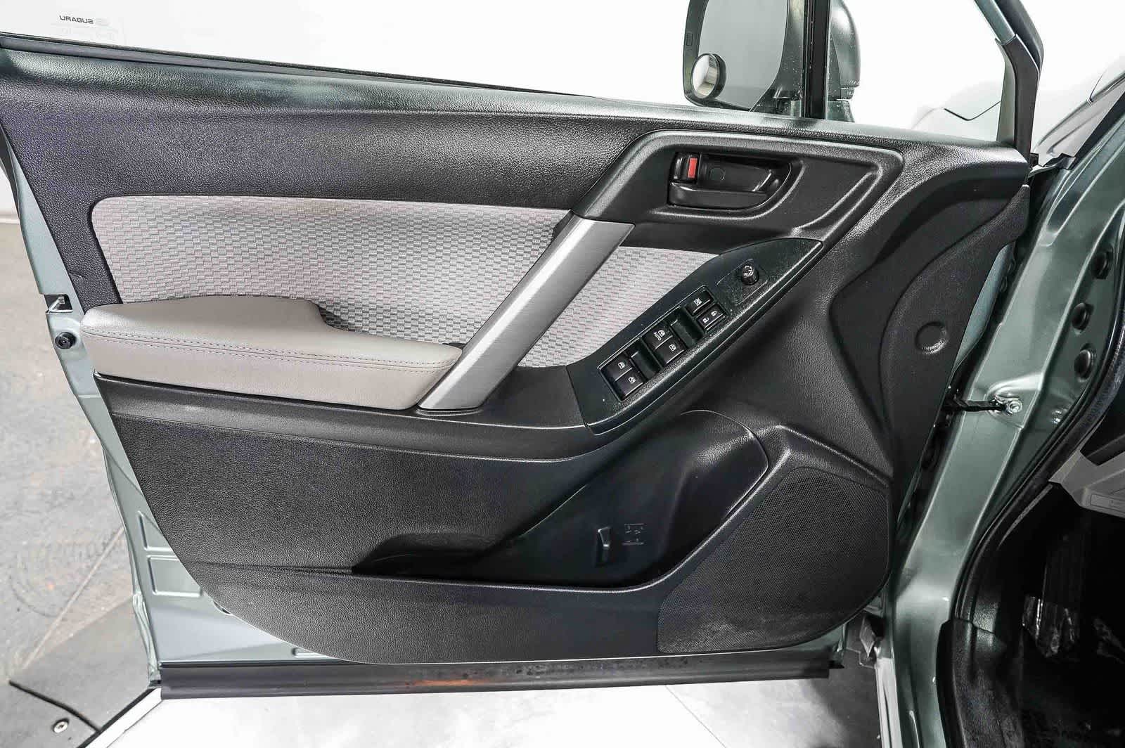 Thumbnail: 2018 Subaru Forester - 21