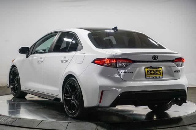Thumbnail: 2022 Toyota Corolla - 3