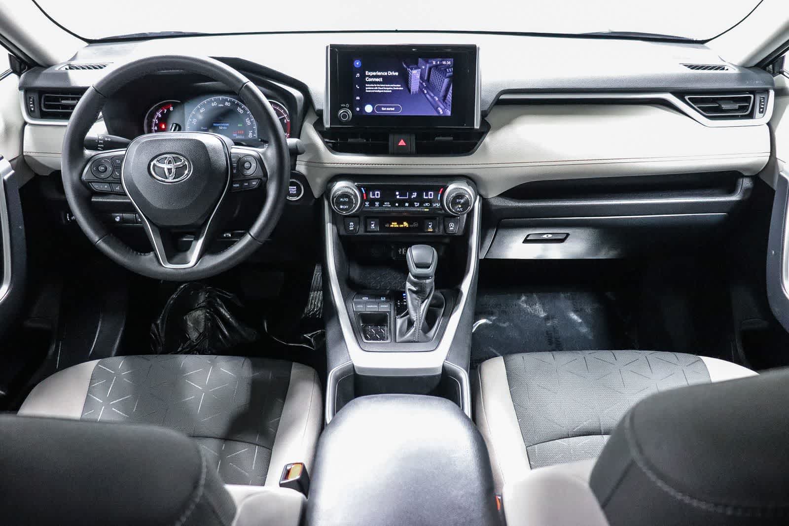 Thumbnail: 2025 Toyota RAV4 - 15