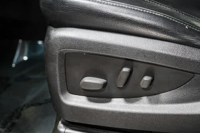 Thumbnail: 2015 Chevrolet Suburban - 24