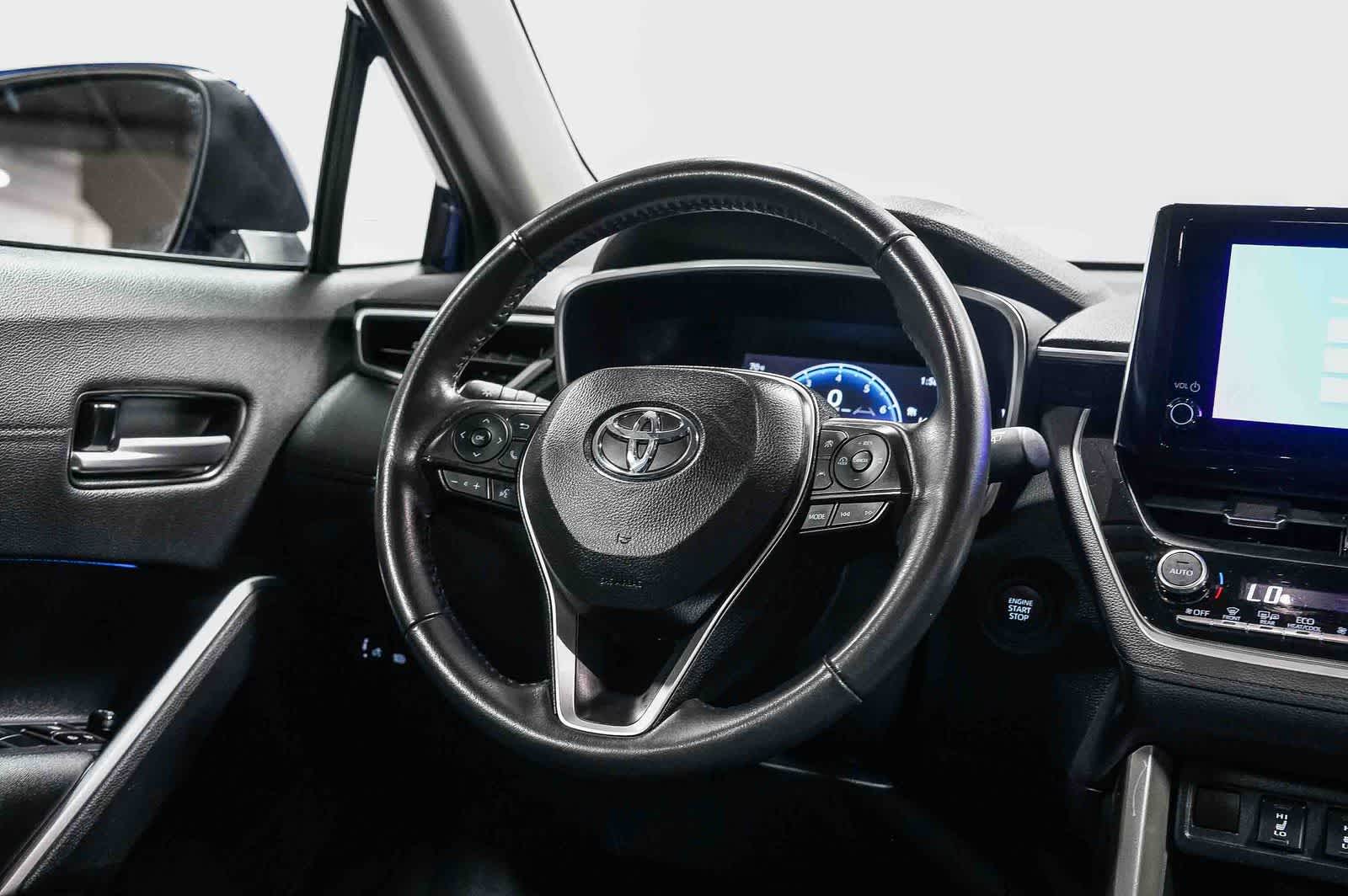 Thumbnail: 2024 Toyota Corolla Cross - 15