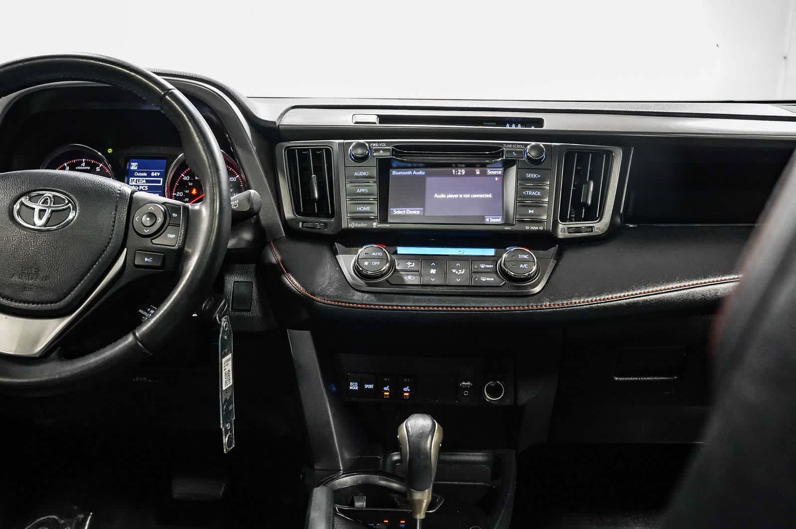 Thumbnail: 2018 Toyota RAV4 - 13