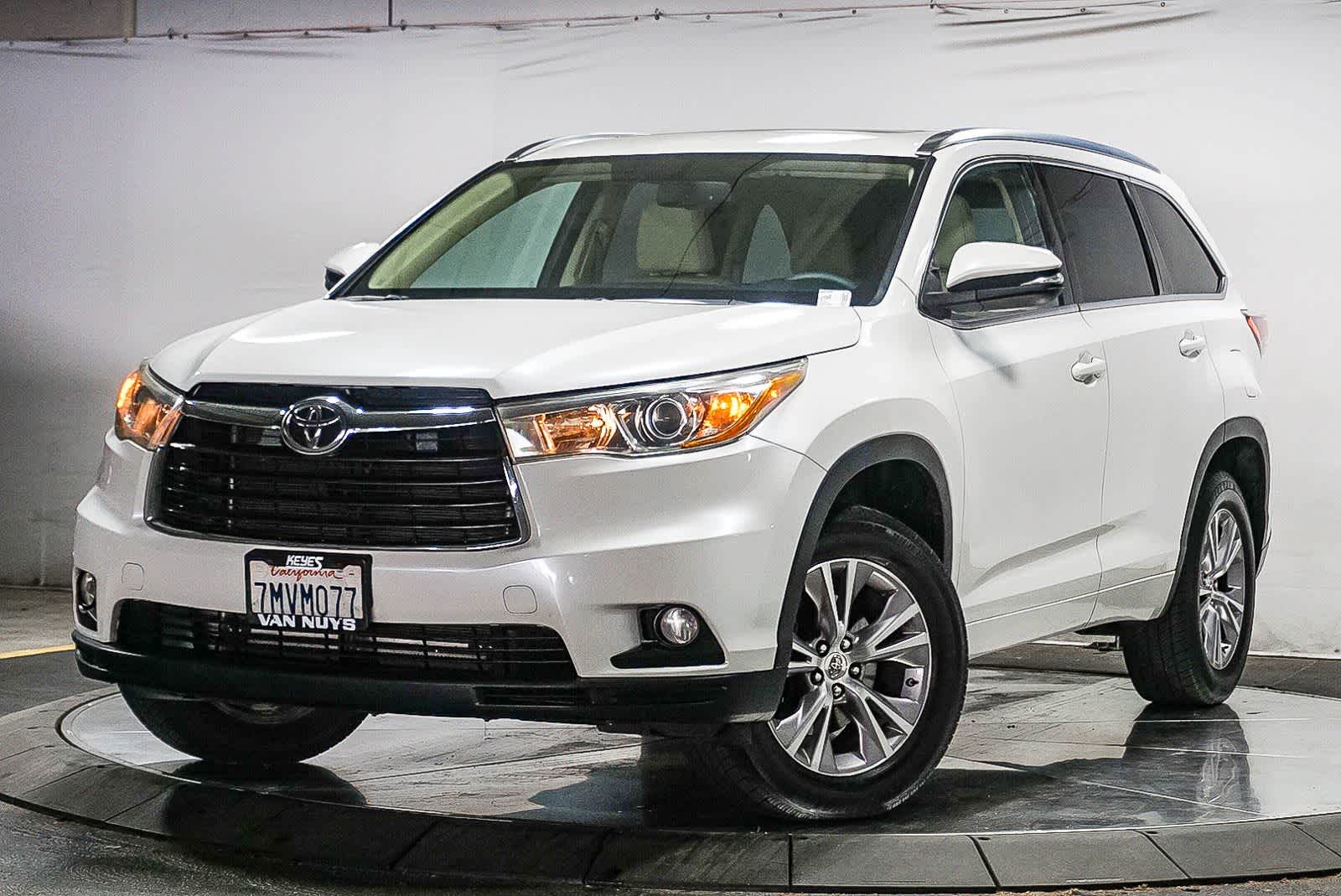 2015 Toyota Highlander XLE -
                  Van Nuys, CA