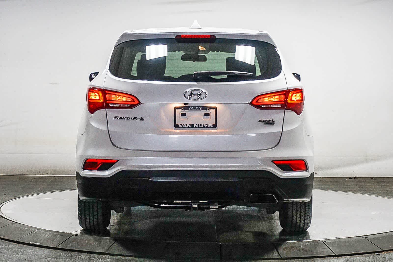 Thumbnail: 2017 Hyundai Santa Fe - 9