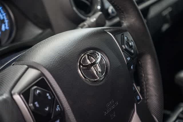 Thumbnail: 2022 Toyota Tacoma - 20