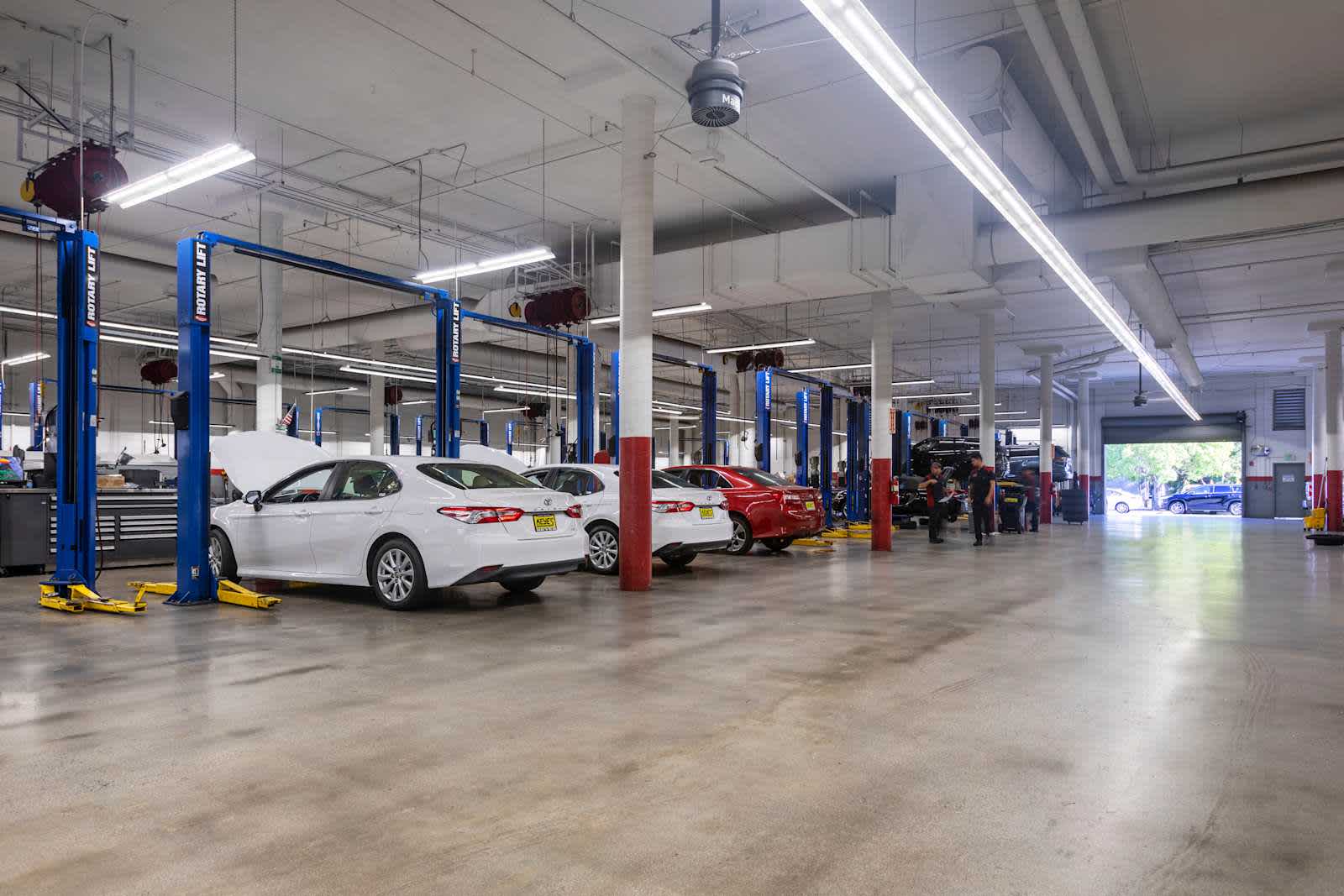 Thumbnail: 2017 Honda Pilot - 38