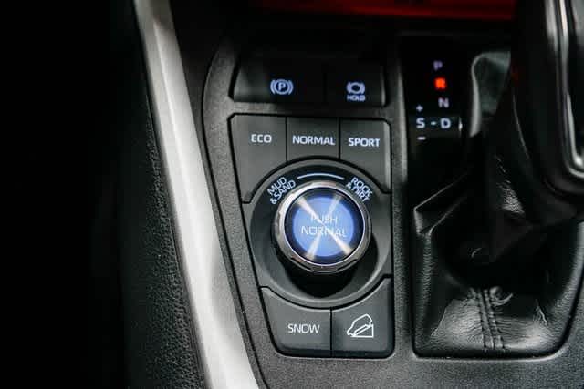 Thumbnail: 2024 Toyota RAV4 - 25