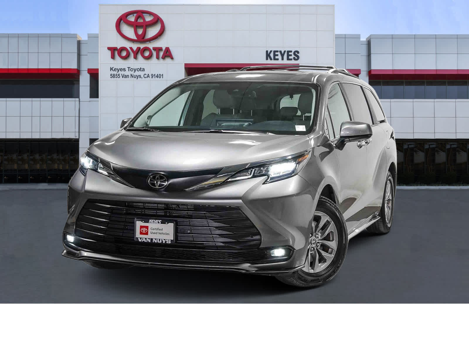 Thumbnail: 2026 Toyota Sienna - 1