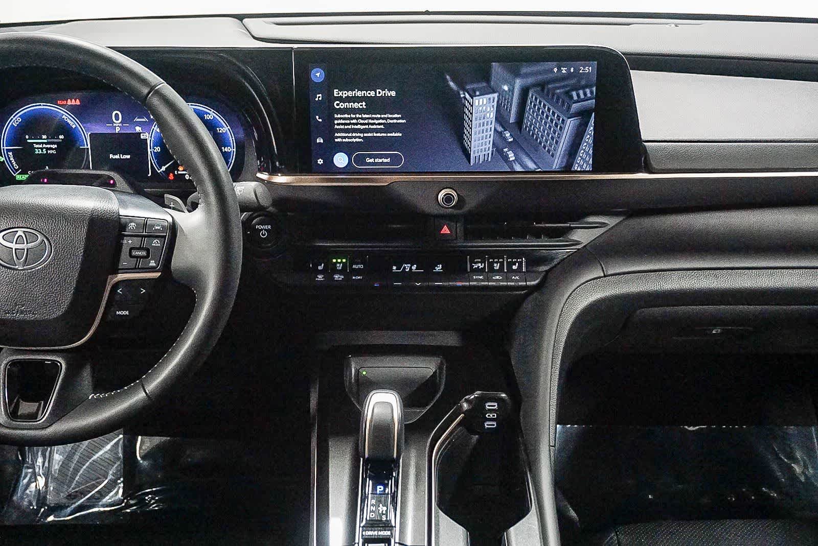 Thumbnail: 2025 Toyota Crown Signia - 16