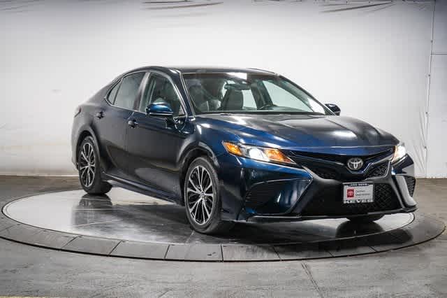 Thumbnail: 2018 Toyota Camry - 6