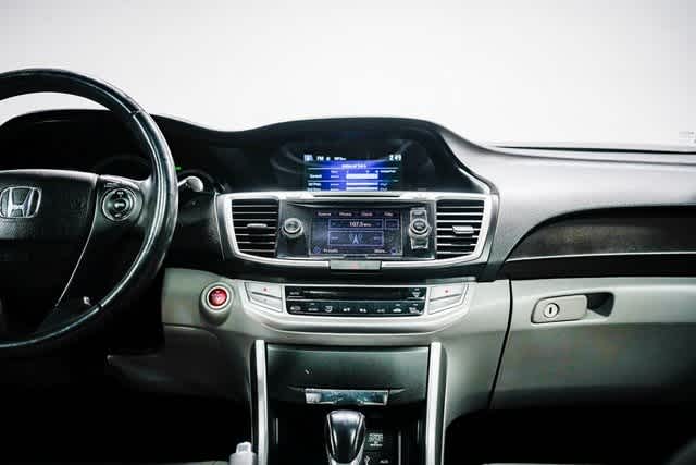 Thumbnail: 2015 Honda Accord - 13