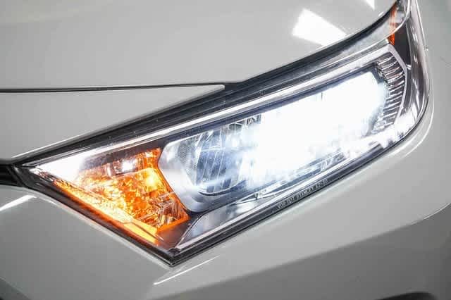 Thumbnail: 2020 Toyota RAV4 - 8