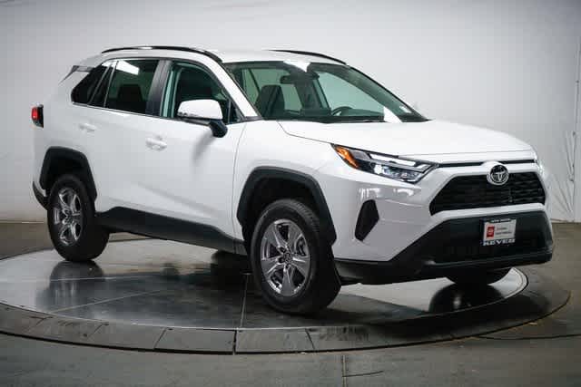 Thumbnail: 2024 Toyota RAV4 - 6