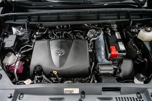 Thumbnail: 2022 Toyota Highlander - 30