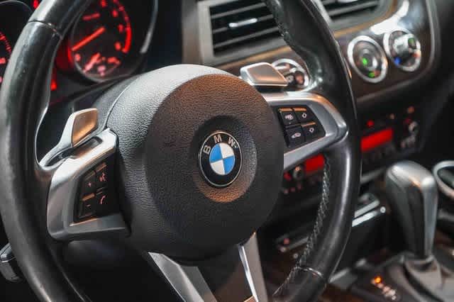 Thumbnail: 2011 BMW Z4 - 18