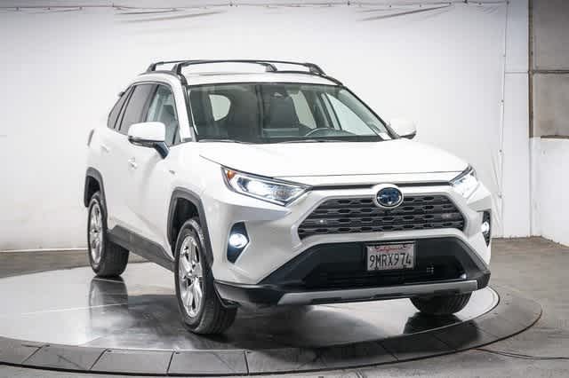 Thumbnail: 2021 Toyota RAV4 - 5