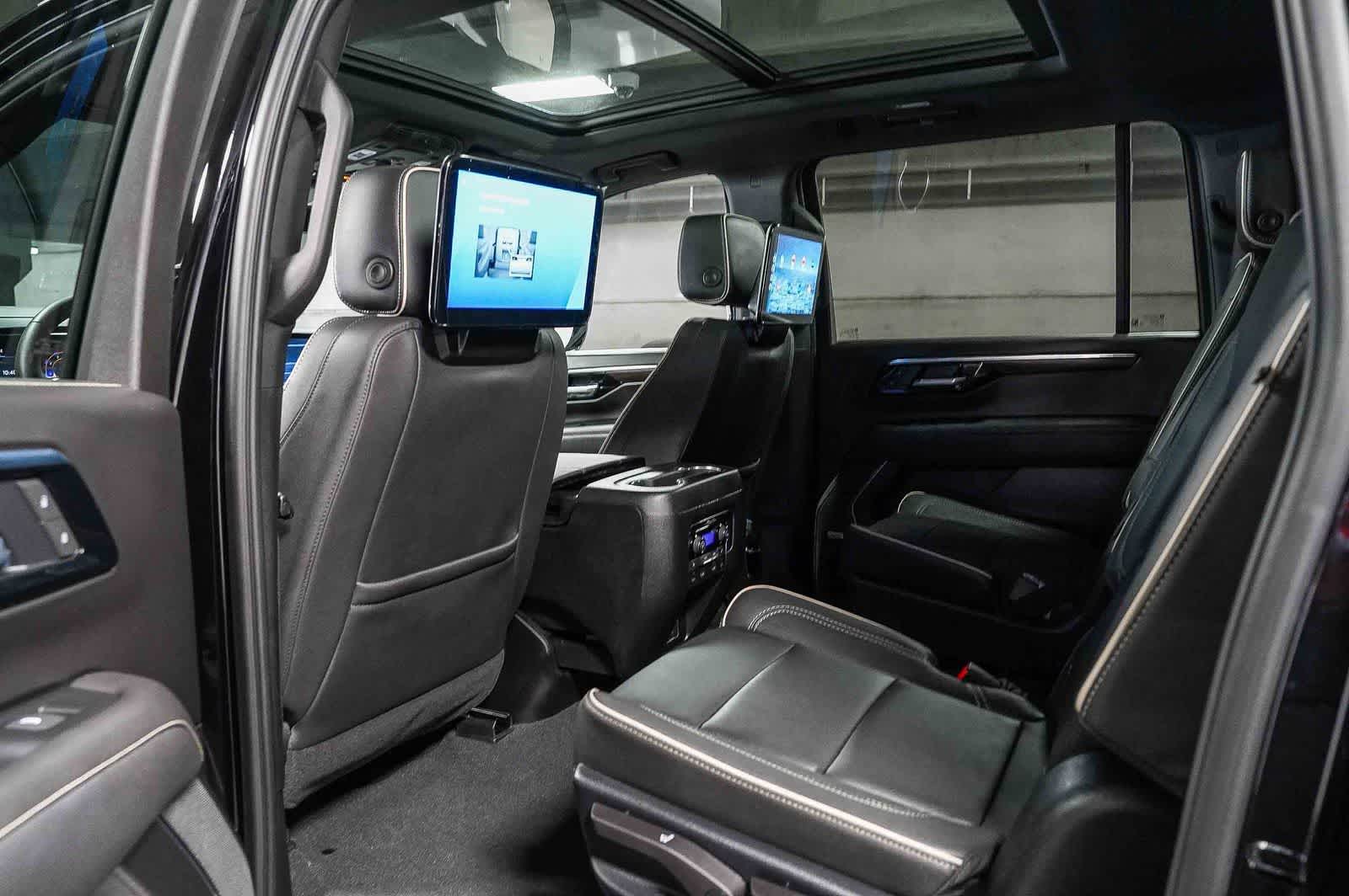 Thumbnail: 2025 Chevrolet Suburban - 16
