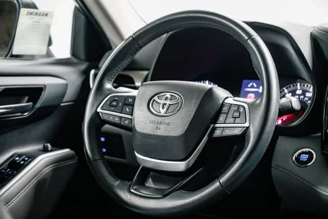 2022 Toyota Highlander LE 15