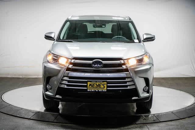 Thumbnail: 2019 Toyota Highlander - 6