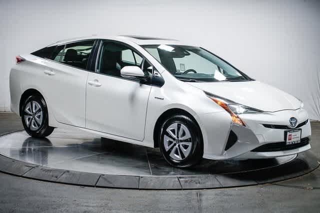 2017 Toyota Prius Four 5