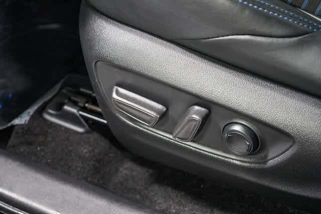 Thumbnail: 2021 Toyota RAV4 - 24