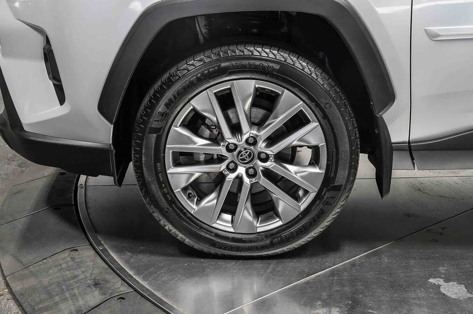 Thumbnail: 2024 Toyota RAV4 - 10