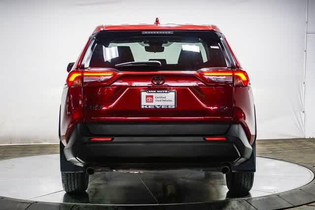 Thumbnail: 2024 Toyota RAV4 - 4